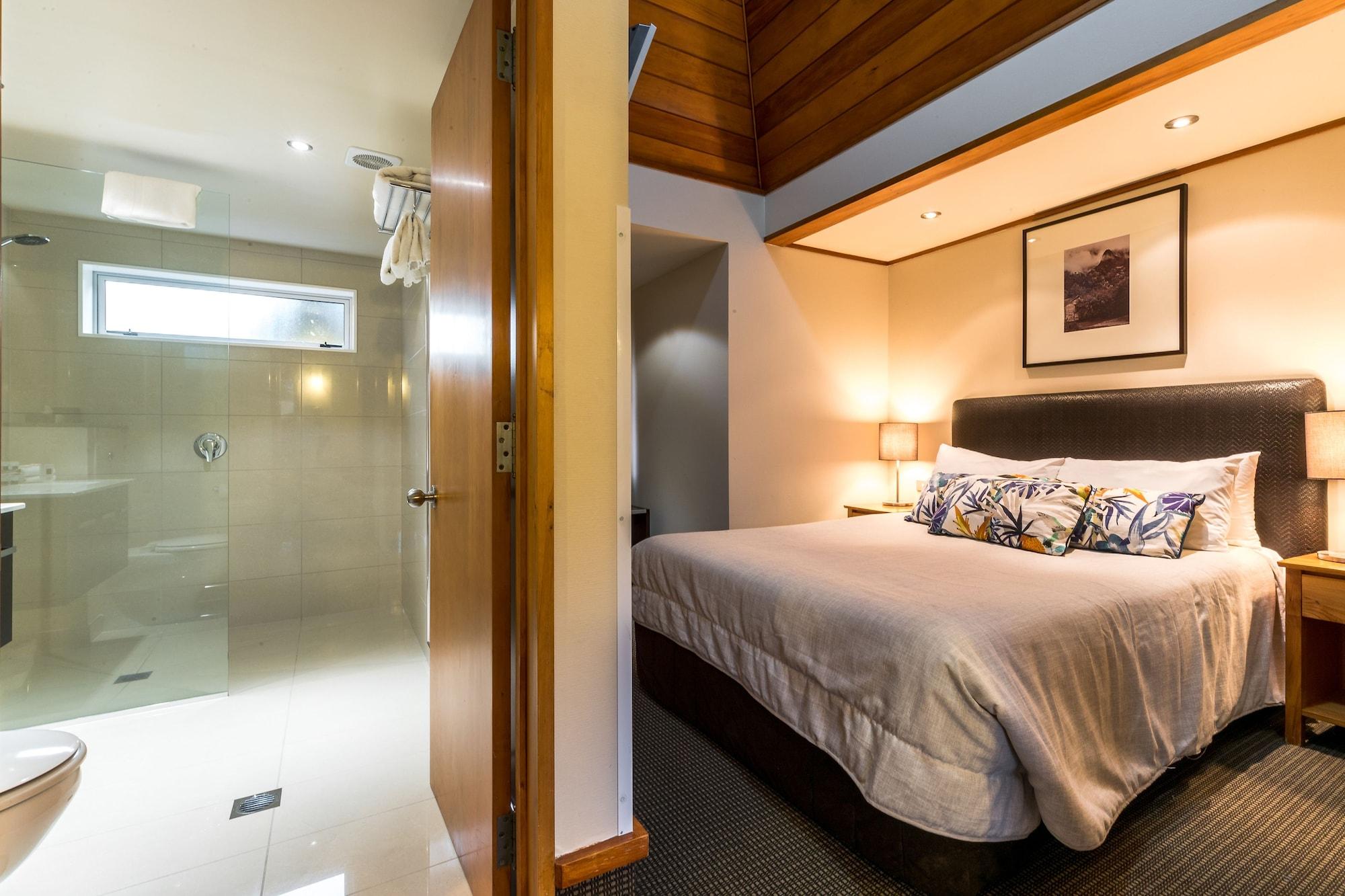 Distinction Te Anau Hotel & Villas Kültér fotó