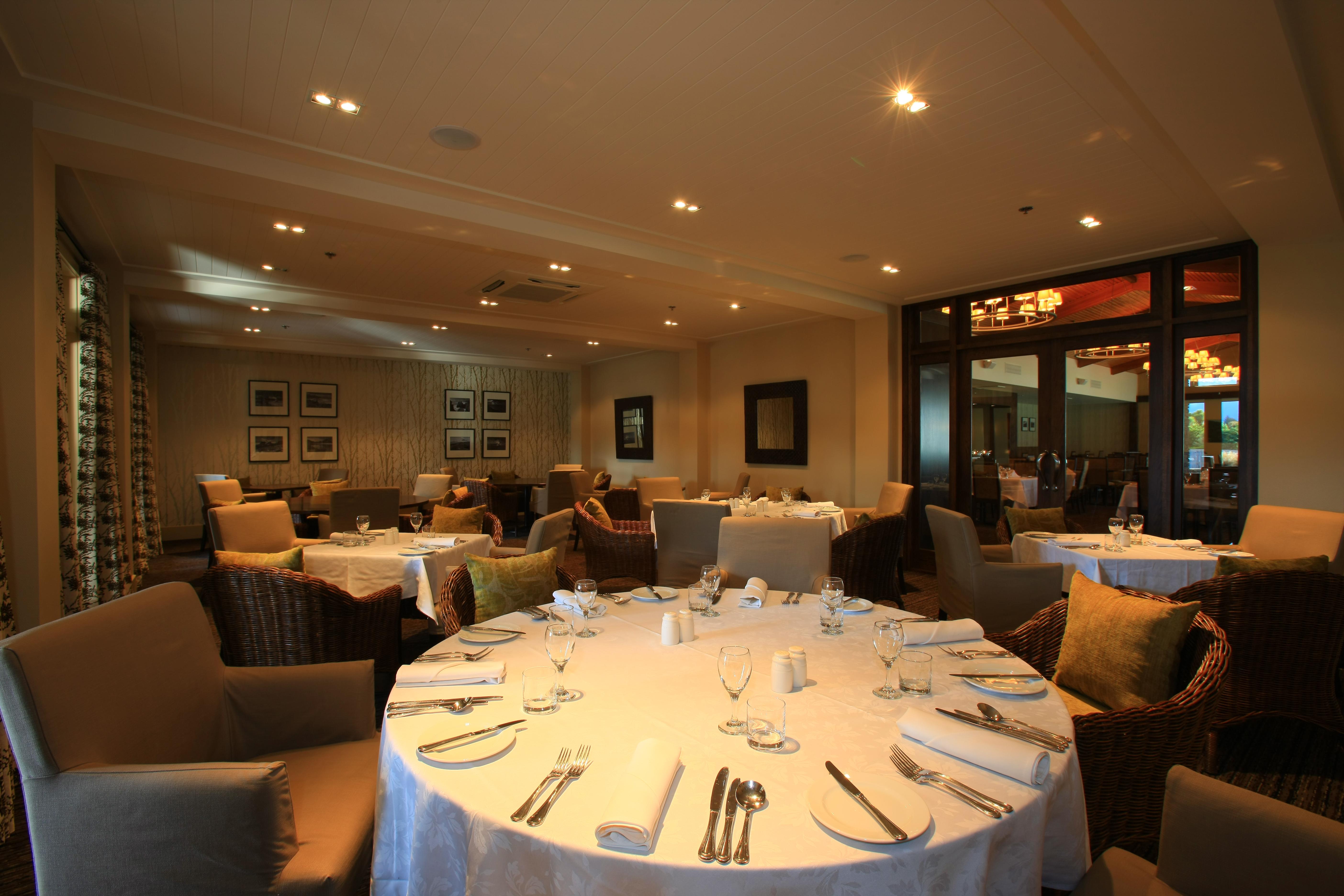 Distinction Te Anau Hotel & Villas Kültér fotó