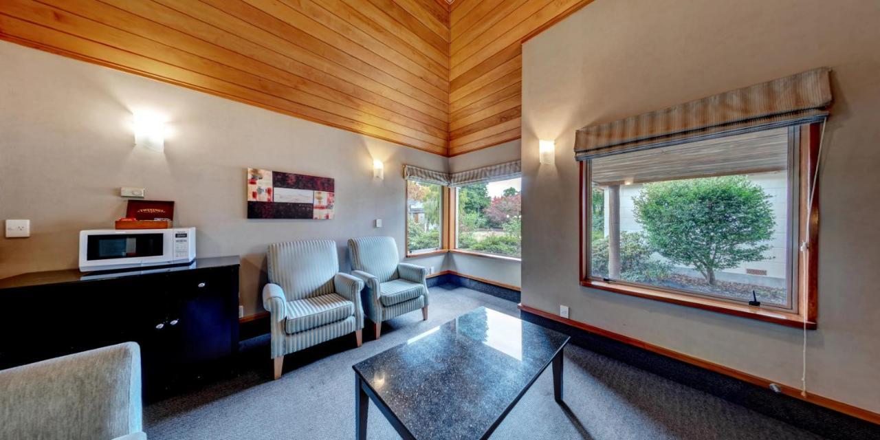 Distinction Te Anau Hotel & Villas Kültér fotó