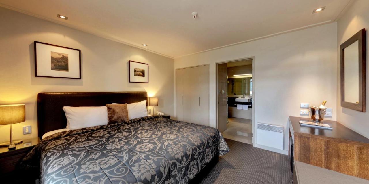 Distinction Te Anau Hotel & Villas Kültér fotó