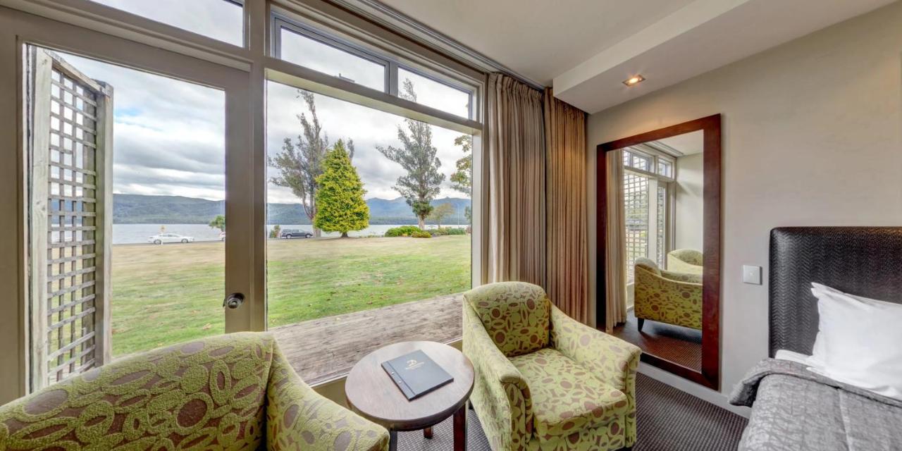 Distinction Te Anau Hotel & Villas Kültér fotó