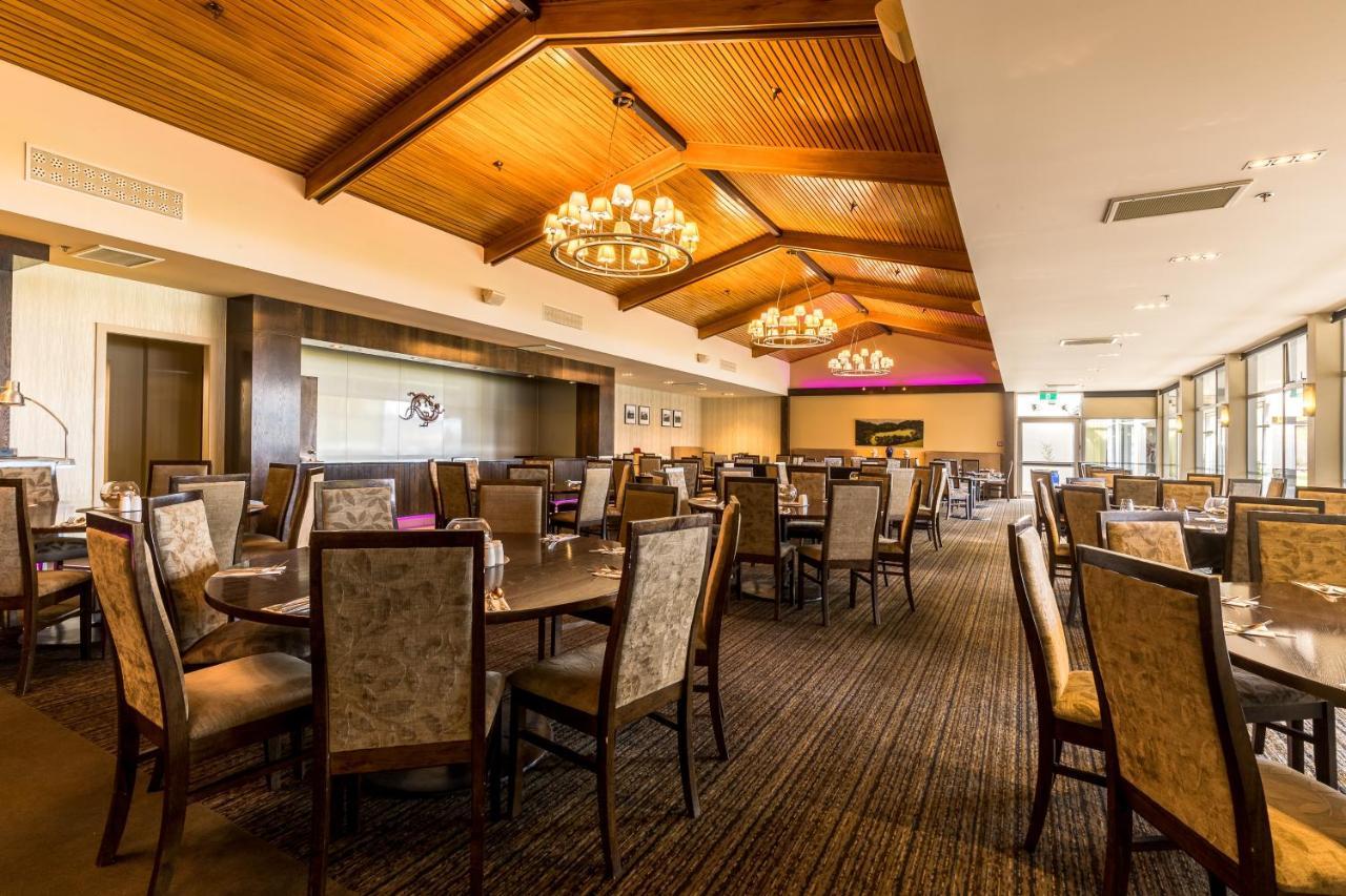 Distinction Te Anau Hotel & Villas Kültér fotó