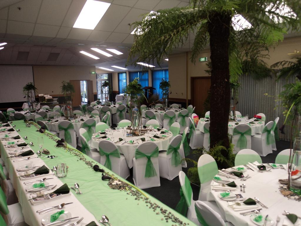 Distinction Te Anau Hotel & Villas Kültér fotó