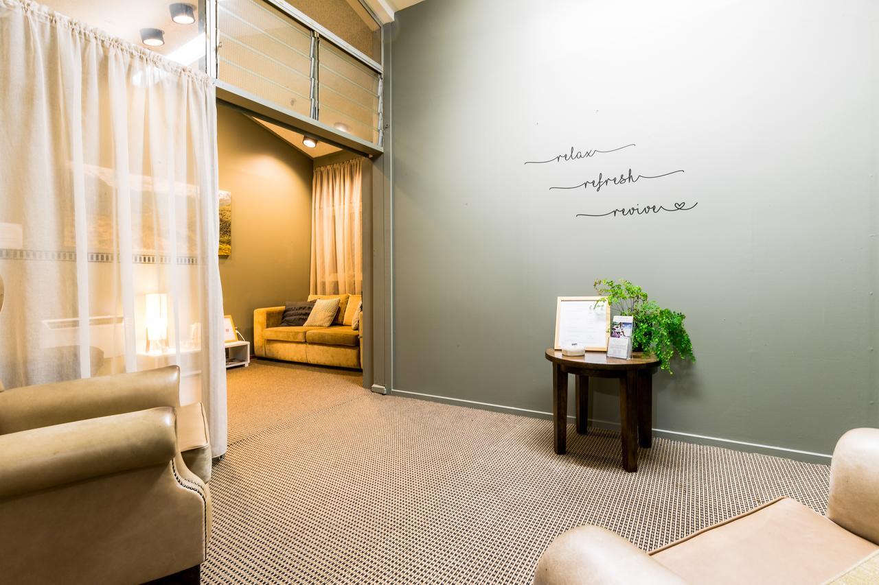 Distinction Te Anau Hotel & Villas Kültér fotó
