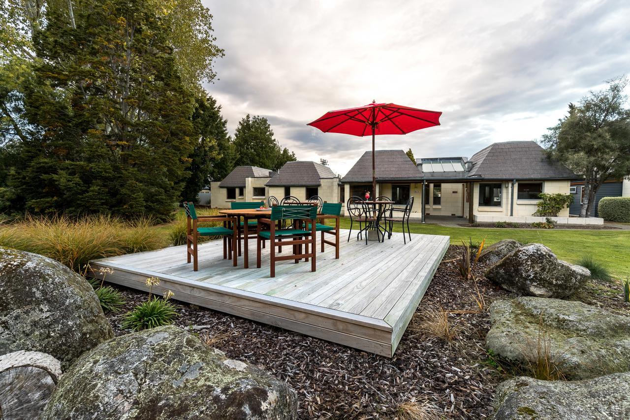 Distinction Te Anau Hotel & Villas Kültér fotó
