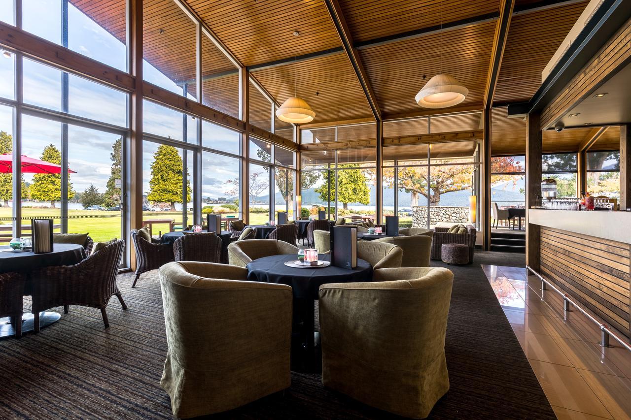 Distinction Te Anau Hotel & Villas Kültér fotó