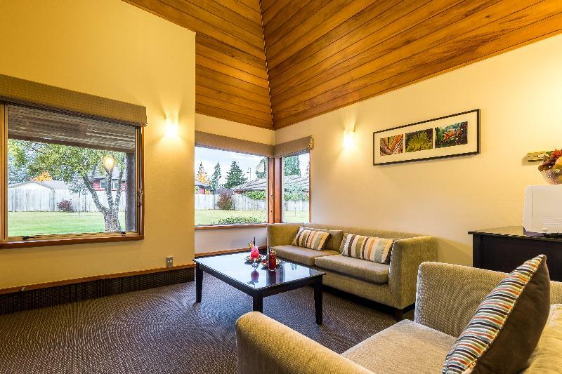 Distinction Te Anau Hotel & Villas Kültér fotó